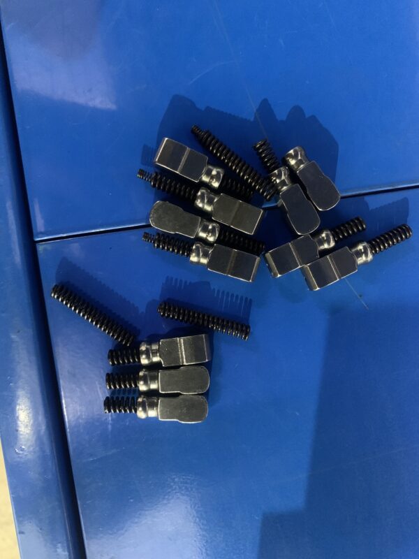 HOWO Gearbox Parts  Synchronizer push block WG2229020001/2/3 - Image 2