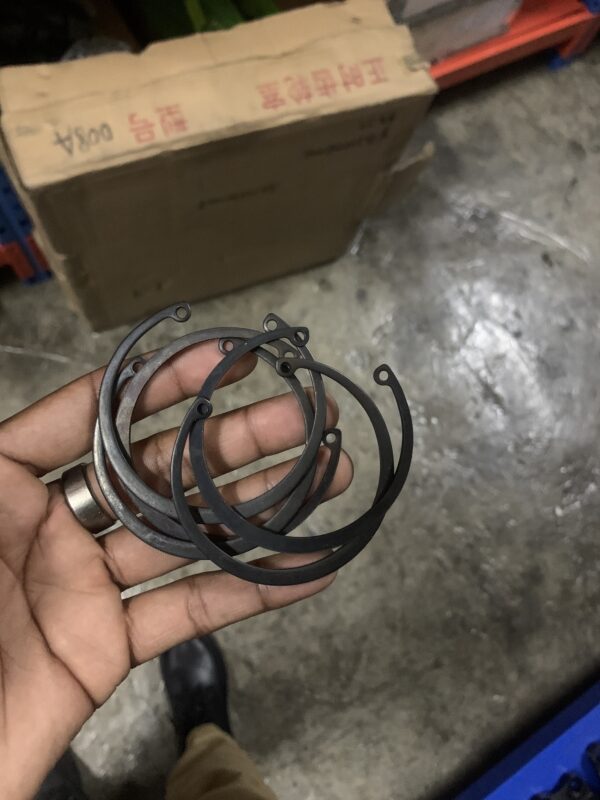 WD615 fly wheel bearing circlip 62*2 out diameter 66 90003934310 - Image 2