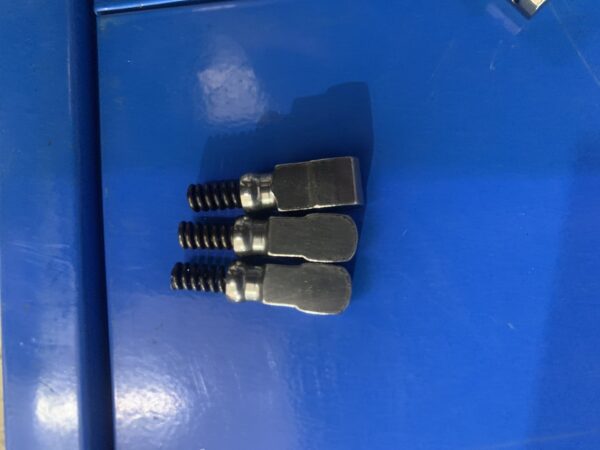 HOWO Gearbox Parts  Synchronizer push block WG2229020001/2/3 - Image 3