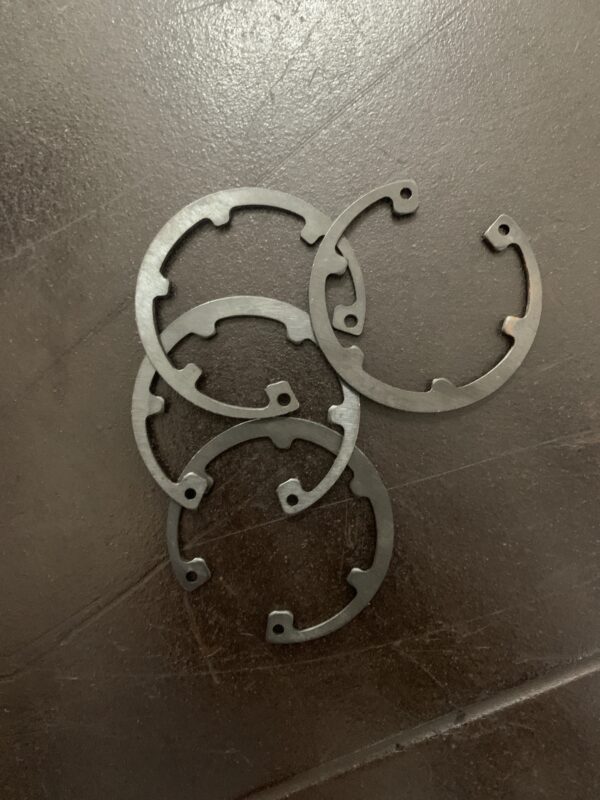 WD615 oil pump middle gear circlip 90003934732