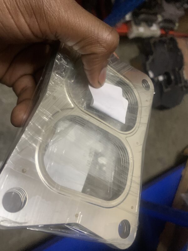 WD615 tubocharger gasket VG1560110210 - Image 2