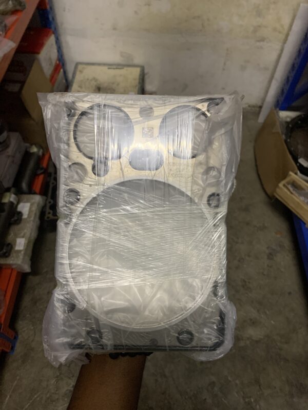 WD615 cylinder head gasket(EGR with metallic O ring) VG1500040065
