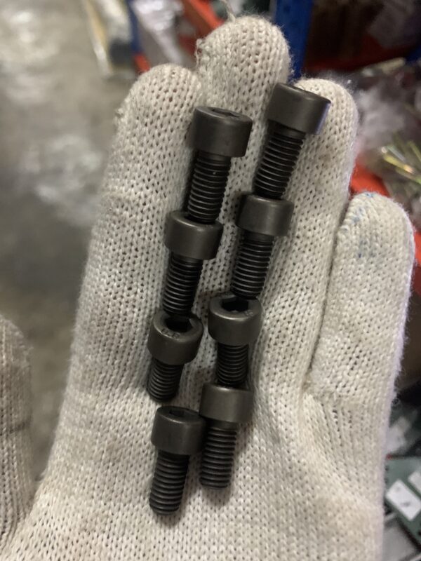 WD615 oil cooler 6 angle round screw(M8*16)  190003862419 - Image 2