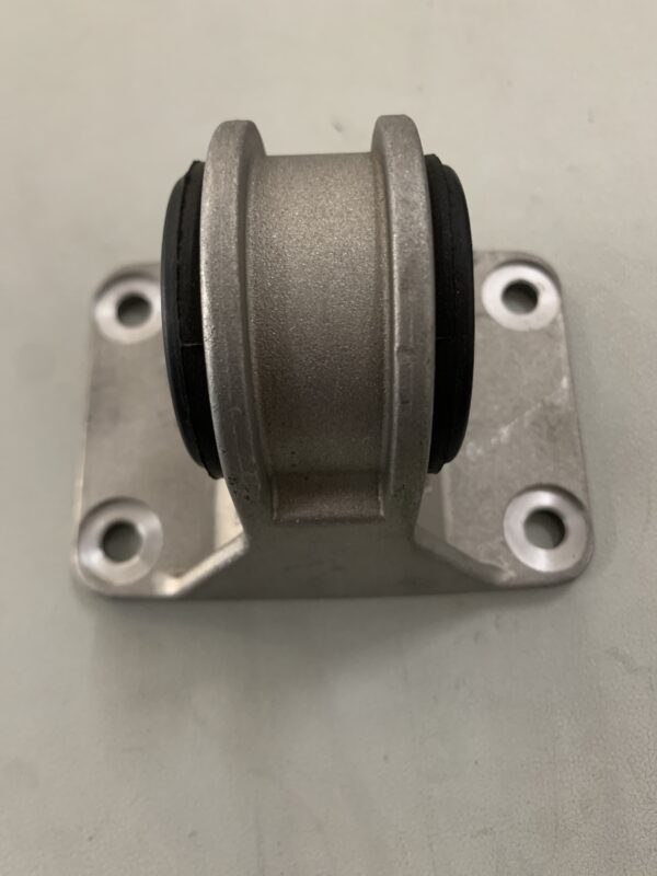 Shacman Radiator bracket assembly(SM) 81.06225.6008
