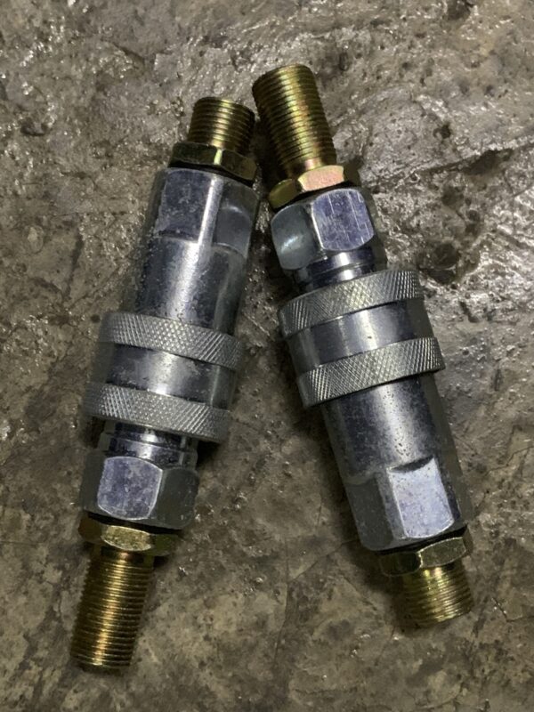 Trailler fast connector