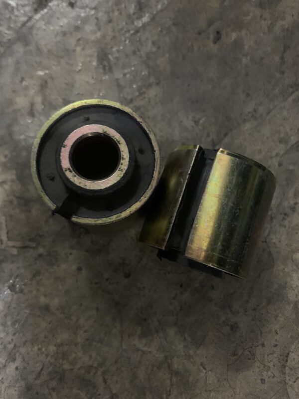 F3000 stabilizer bushing(front) 81.96210.0450