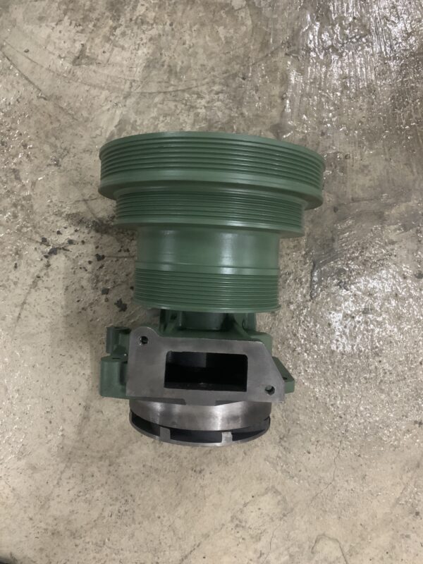 WD615 WATER PUMP VG1500060051 - Image 2